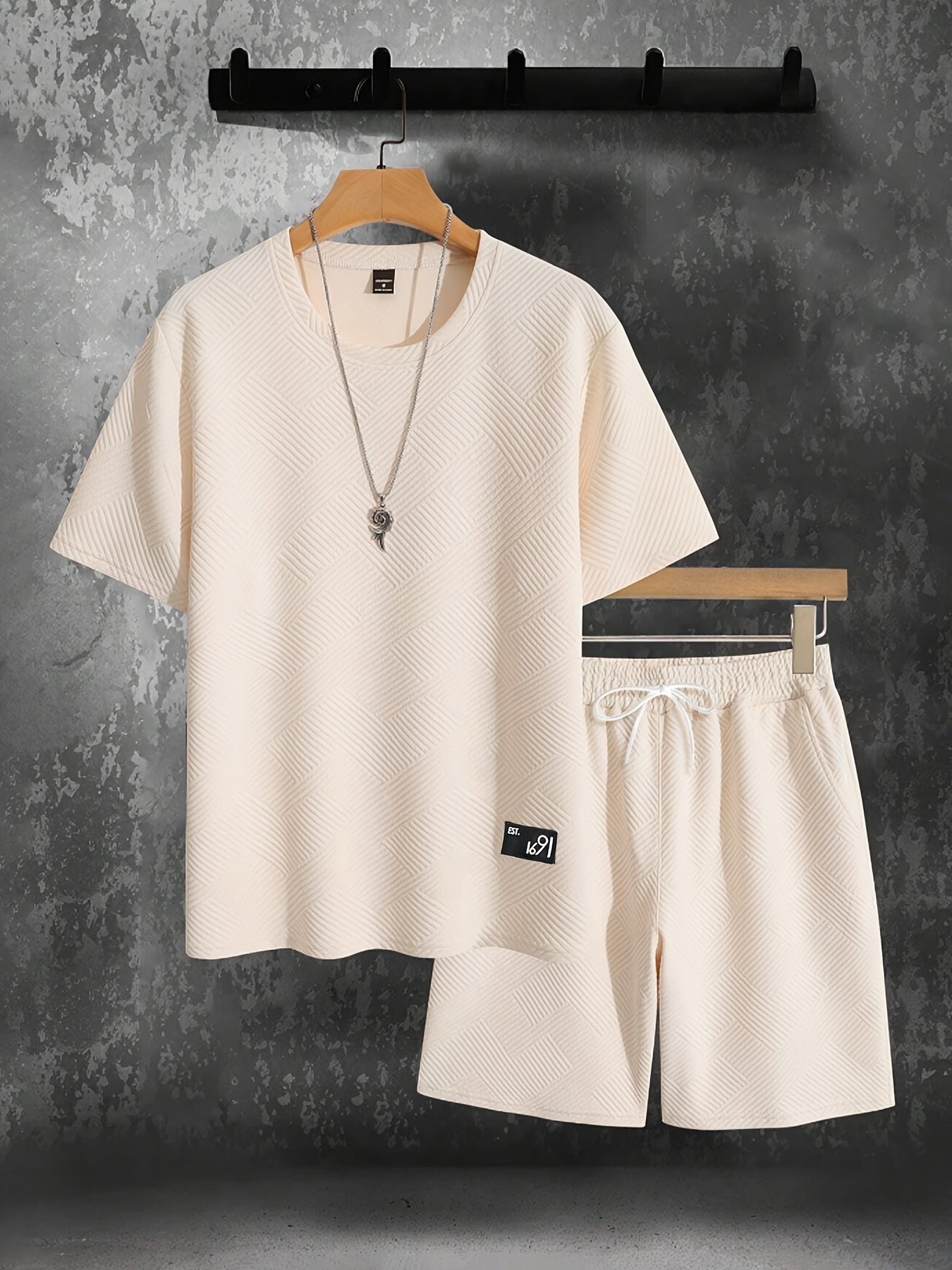 Dylan – Men’s Jacquard T-Shirt & Shorts Set