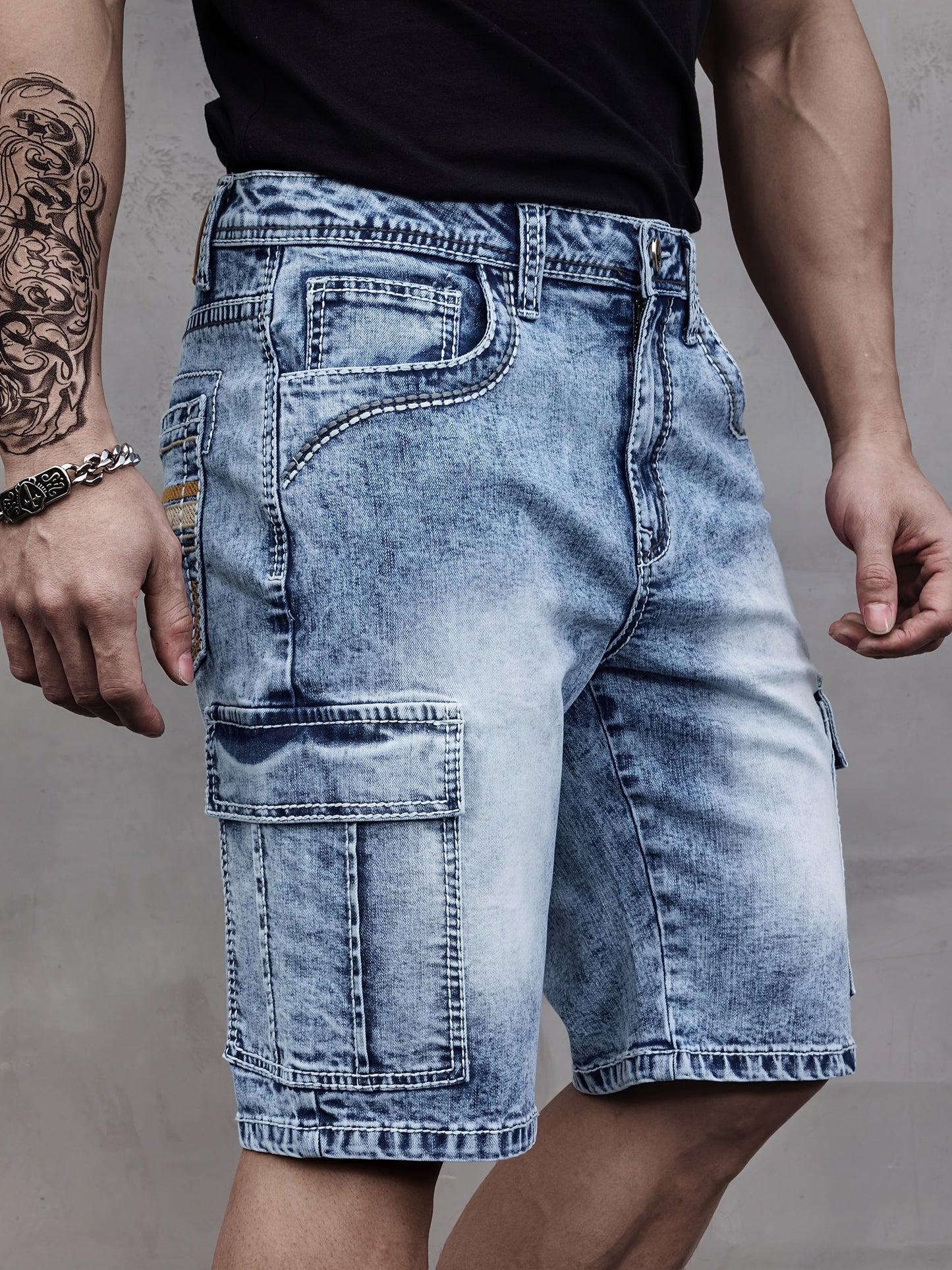 Hunter – Men’s Multi-Pocket Denim Shorts